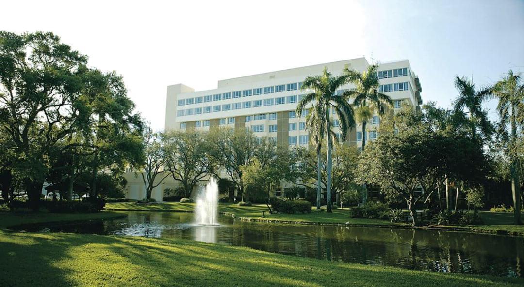 Boca Raton Regional Hospital building